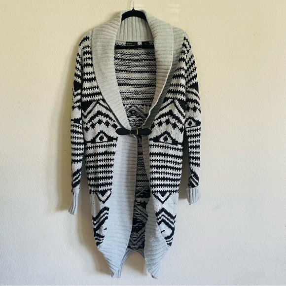 Press woman’s knit open front belt tie size Large thick warm winter long chunky - Picture 1 of 7